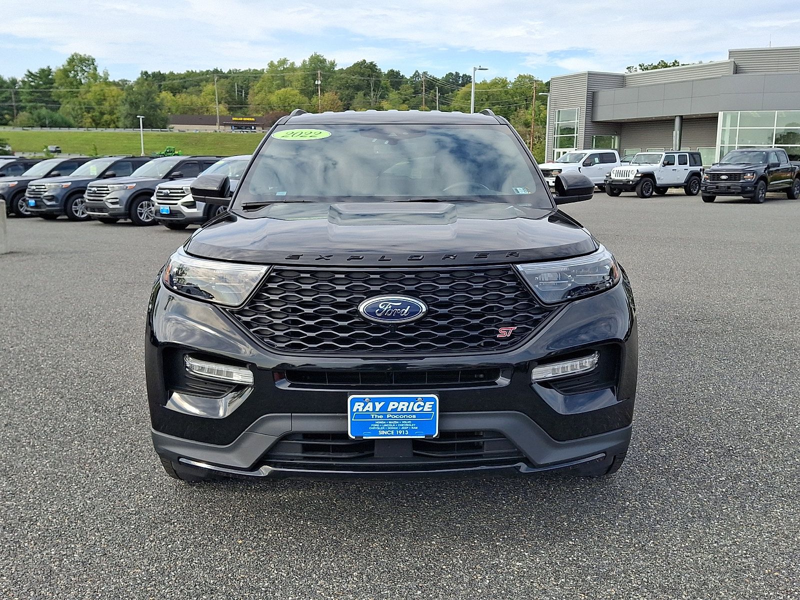 Certified 2022 Ford Explorer ST w/ ST Street Pack AWD/4WD image 2