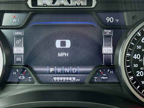 Used 2019 RAM 1500 Laramie AWD/4WD image 8