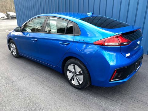 Used 2018 Hyundai Ioniq Blue image 3