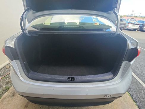 Used 2023 Toyota Corolla LE image 24