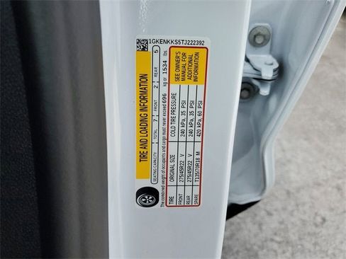 New 2026 GMC Acadia Elevation image 31