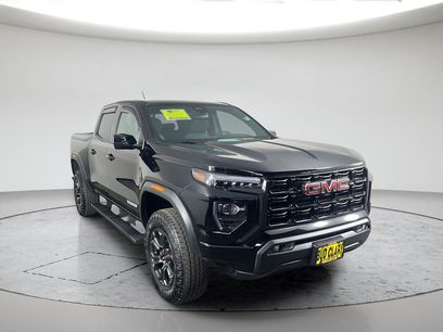 Used 2024 GMC Canyon Elevation w/ Elevation Premium Package
