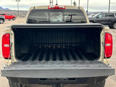 Used 2021 Chevrolet Colorado ZR2 w/ ZR2 Dusk Special Edition image 5