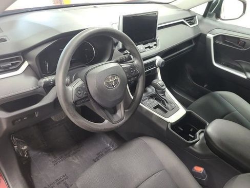 Used 2023 Toyota RAV4 LE FWD image 19