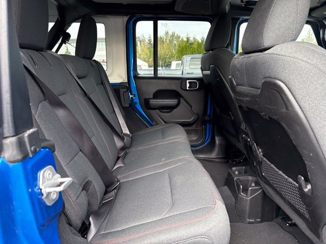 Used 2025 Jeep Wrangler Unlimited Rubicon AWD/4WD image 13