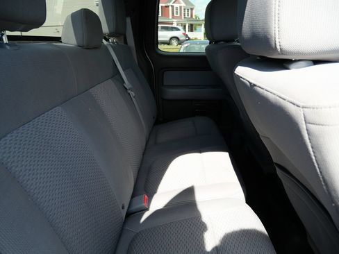 Used 2014 Ford F150 XLT w/ XLT Chrome Package RWD image 28