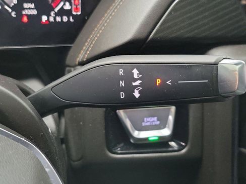 Certified 2025 GMC Yukon XL AT4 w/ AT4 Premium Plus Package image 18