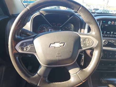 Used 2018 Chevrolet Colorado LT AWD/4WD image 21
