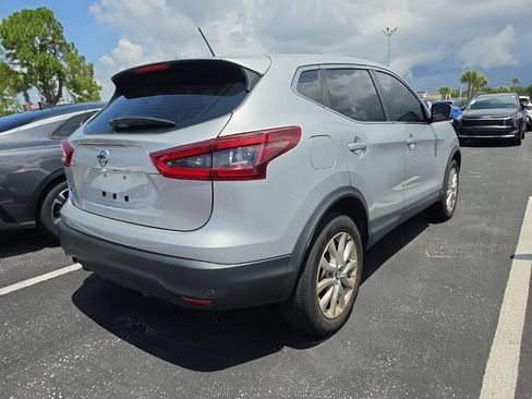 Used 2022 Nissan Rogue Sport S FWD image 15