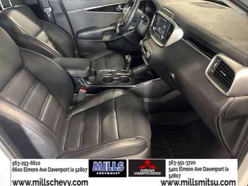 Used 2019 Kia Sorento SX image 20