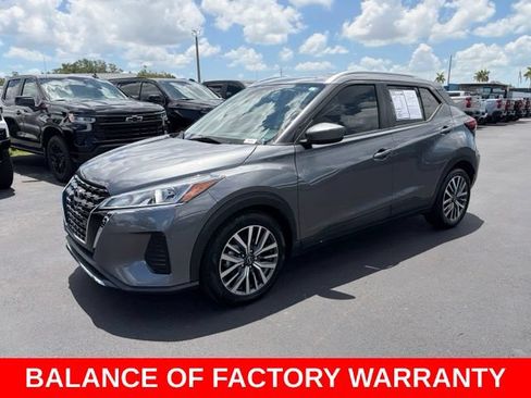 Used 2023 Nissan Kicks SV FWD image 3