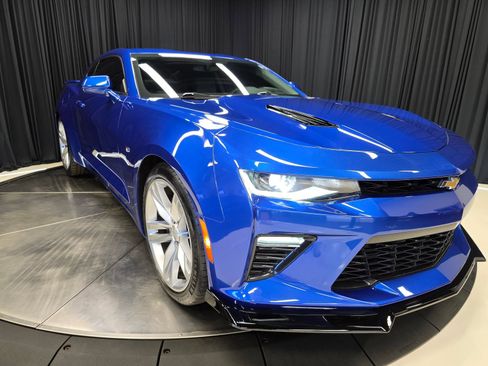 Used 2017 Chevrolet Camaro SS RWD image 17