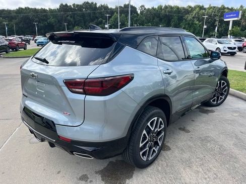 New 2026 Chevrolet Blazer RS w/ LPO, Floor Liner Package FWD image 8