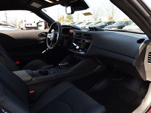 Certified 2024 Nissan Z Performance w/ Floor Mat Package image 9