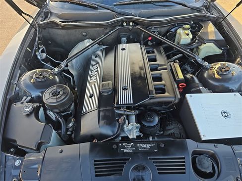 Used 2003 BMW Z4 2.5i image 23