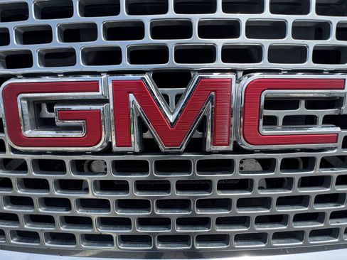 Used 2016 GMC Sierra 3500 Denali w/ Duramax Plus Package AWD/4WD image 22