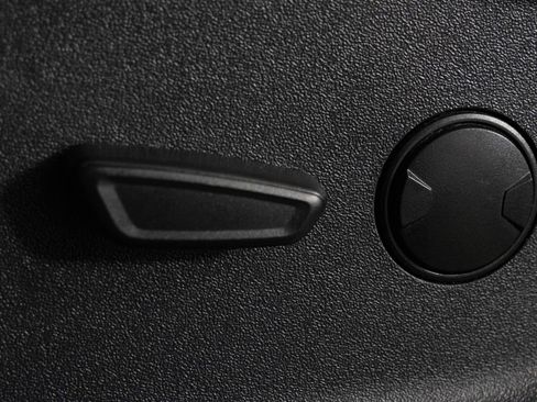 Used 2023 Ford F150 XLT image 18