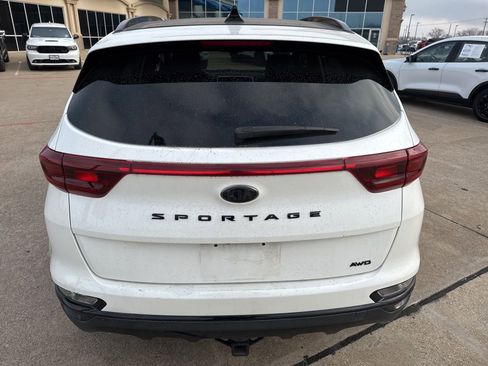 Used 2022 Kia Sportage Nightfall Edition image 9