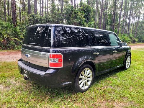 Used 2012 Ford Flex Limited w/ Equipment Group Order Code FWD image 4