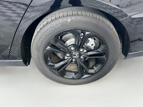 Used 2025 Honda Accord SE image 11