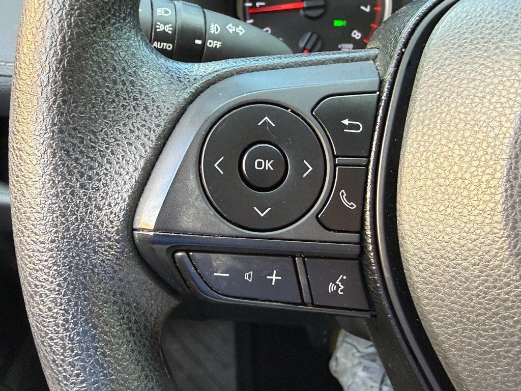 Certified 2021 Toyota RAV4 XLE AWD/4WD image 18
