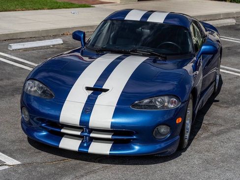Used 1996 Dodge Viper GTS image 17