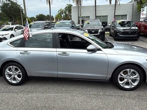 Used 2025 Honda Accord LX image 10