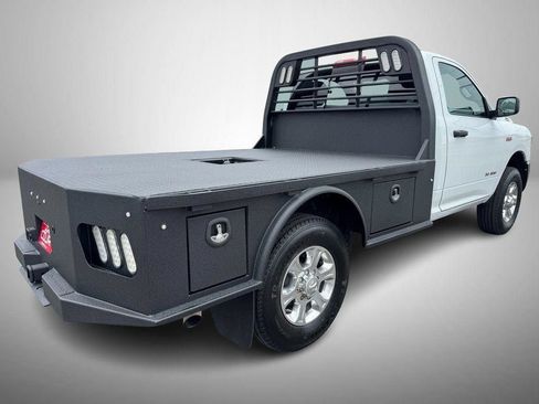 Used 2022 RAM 2500 Tradesman AWD/4WD image 3
