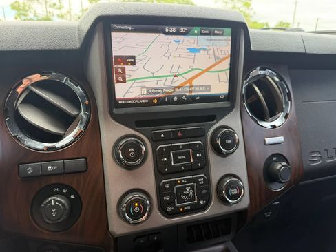 Used 2015 Ford F250 Lariat w/ Chrome Package AWD/4WD image 15