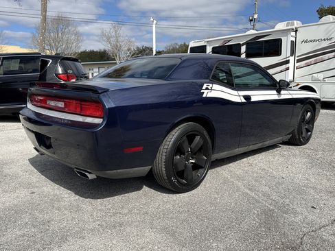 Used 2013 Dodge Challenger R/T image 5