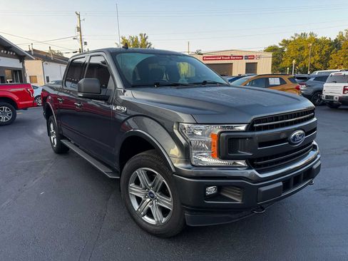 Used 2019 Ford F150 XLT w/ Equipment Group 302A Luxury AWD/4WD image 16