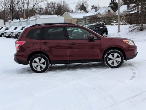 Used 2016 Subaru Forester 2.5i Premium w/ All-Weather Package image 6