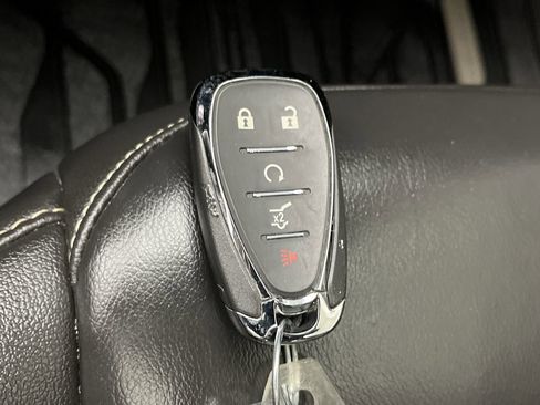 Certified 2023 Chevrolet Traverse LT w/ LT Premium Package image 32