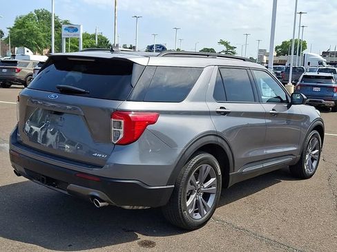 Certified 2023 Ford Explorer XLT w/ Equipment Group 202A AWD/4WD image 5