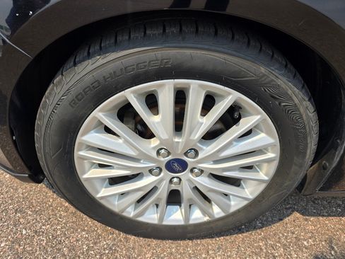 Used 2018 Ford Focus Titanium FWD image 9