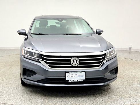 Used 2020 Volkswagen Passat 2.0T SE w/ Sunroof Package image 2