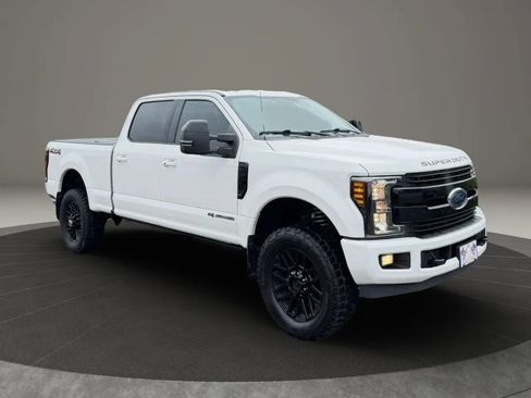 Used 2019 Ford F250 Lariat AWD/4WD image 2