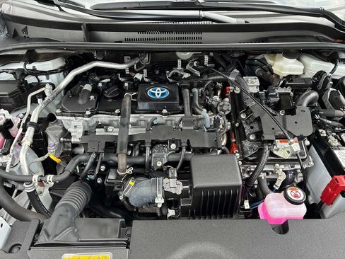 Used 2024 Toyota Corolla LE FWD image 13