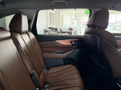 Used 2023 Acura MDX SH-AWD w/ Technology Package image 24