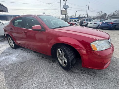 Used 2011 Dodge Avenger Mainstreet image 9