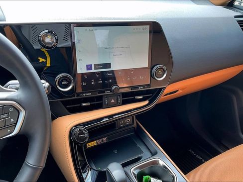 Used 2026 Lexus NX 350 350 Base w/ Accessory Package (Z1) image 9