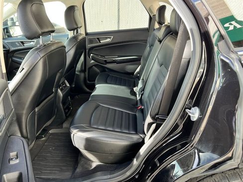 Used 2022 Ford Edge SEL w/ Convenience Package image 18