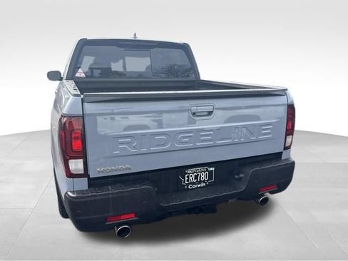 Used 2025 Honda Ridgeline Black Edition image 19