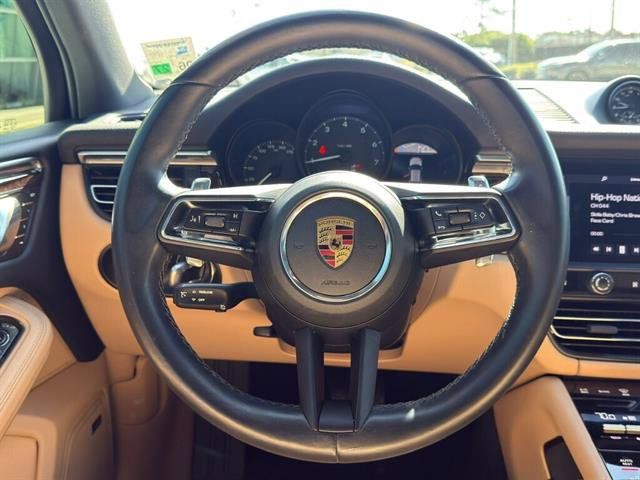 Used 2022 Porsche Macan AWD/4WD image 16