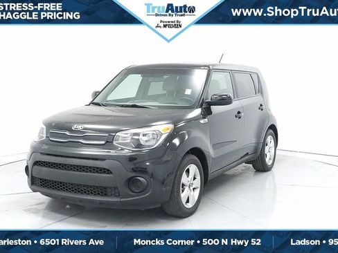 Used 2017 Kia Soul FWD image 23