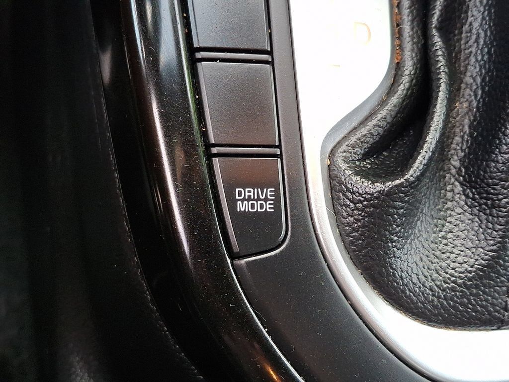 Certified 2022 Kia Forte GT-Line FWD image 25