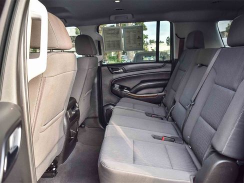 Used 2020 Chevrolet Suburban LS w/ Enhanced Driver Alert Package image 17