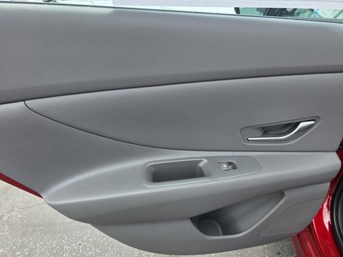 New 2025 Hyundai Elantra Sport image 14