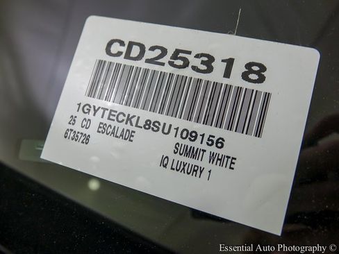 New 2025 Cadillac Escalade IQ Luxury 1 w/ LPO, Radiant Package image 25