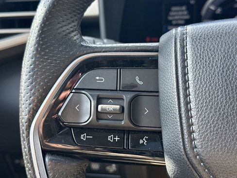 Used 2023 Toyota Tundra Limited w/ Power Package RWD image 23